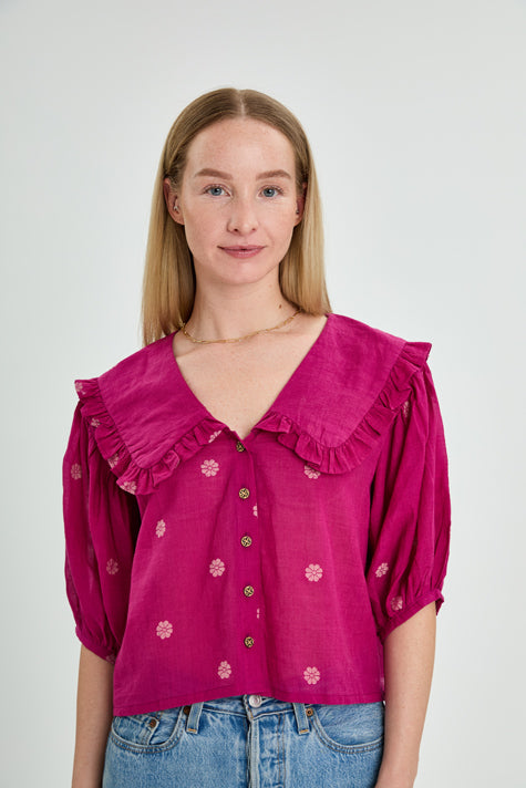 Akara top