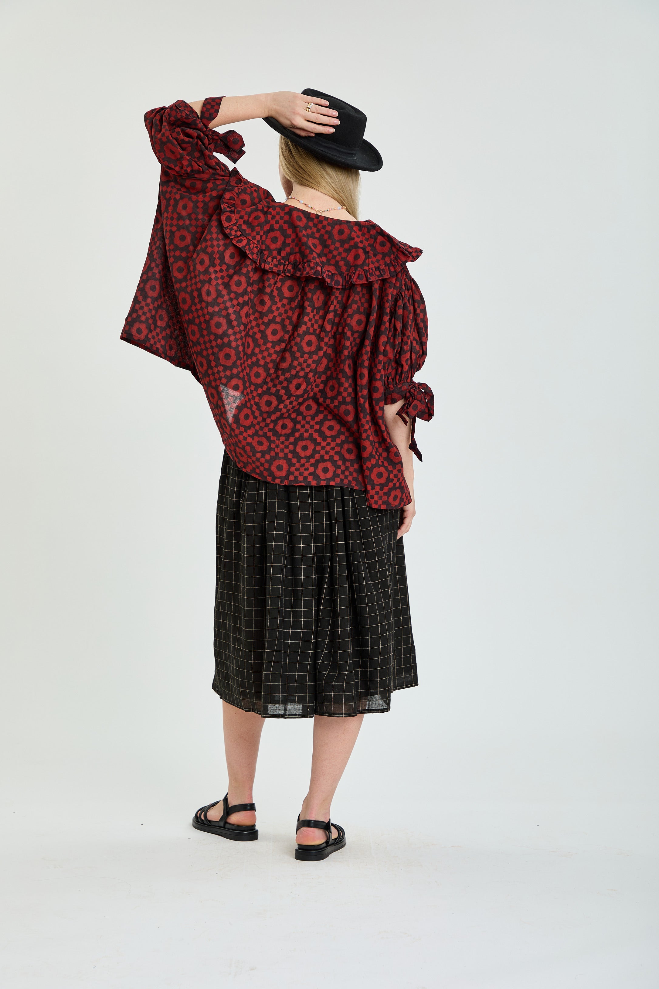Thistle Top