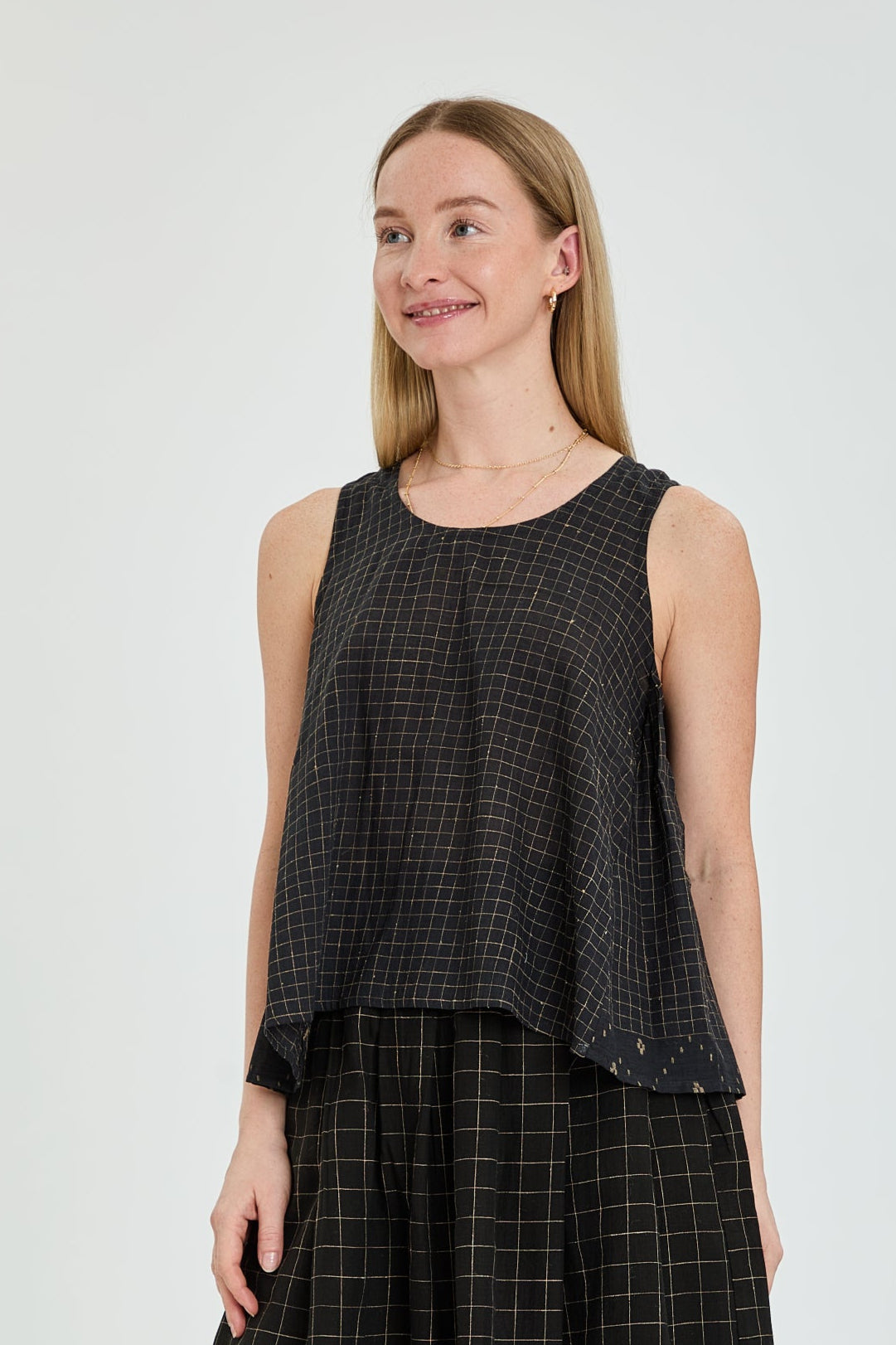 Carrie top
