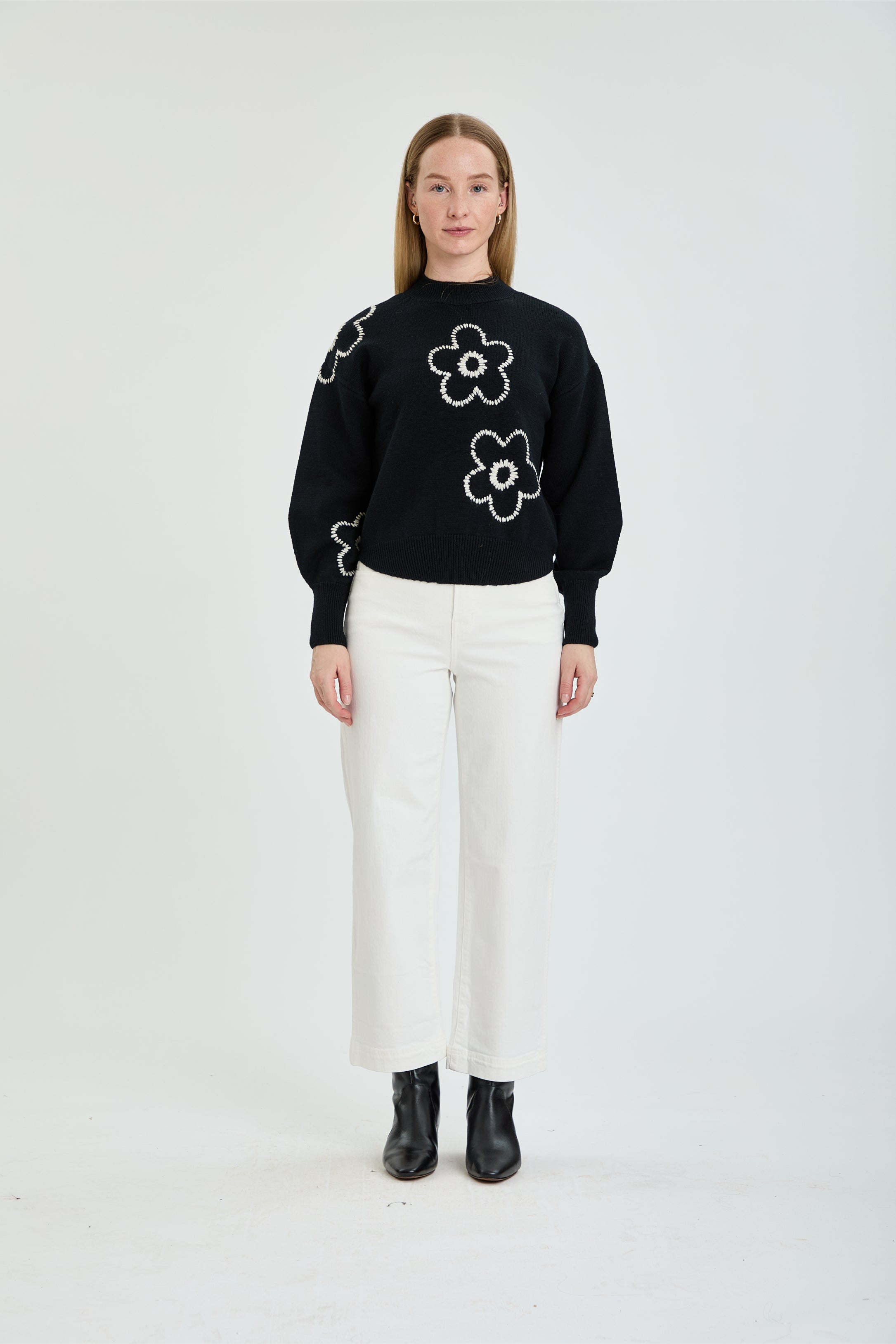 Mariosa Sweater in Black