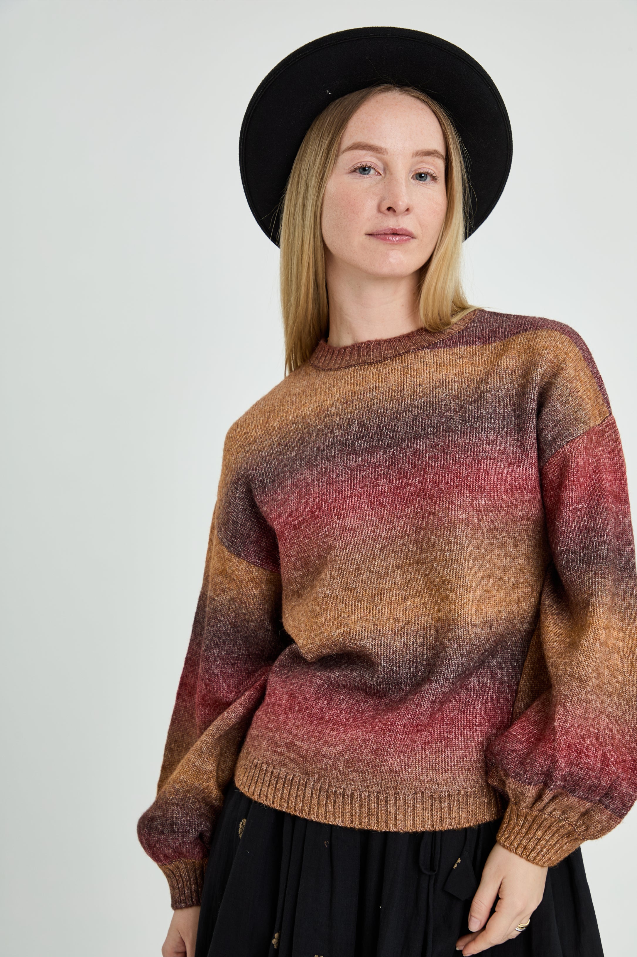 Hershe sweater